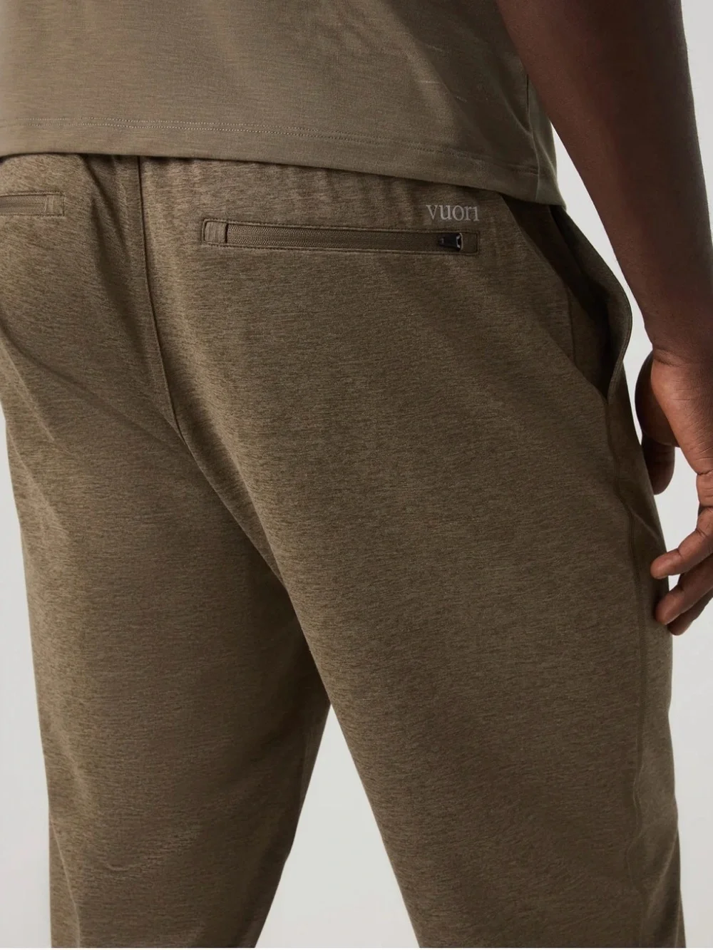 VUORI Men’s Sunday Performance Knit Joggers with Zip Pocket Size Small